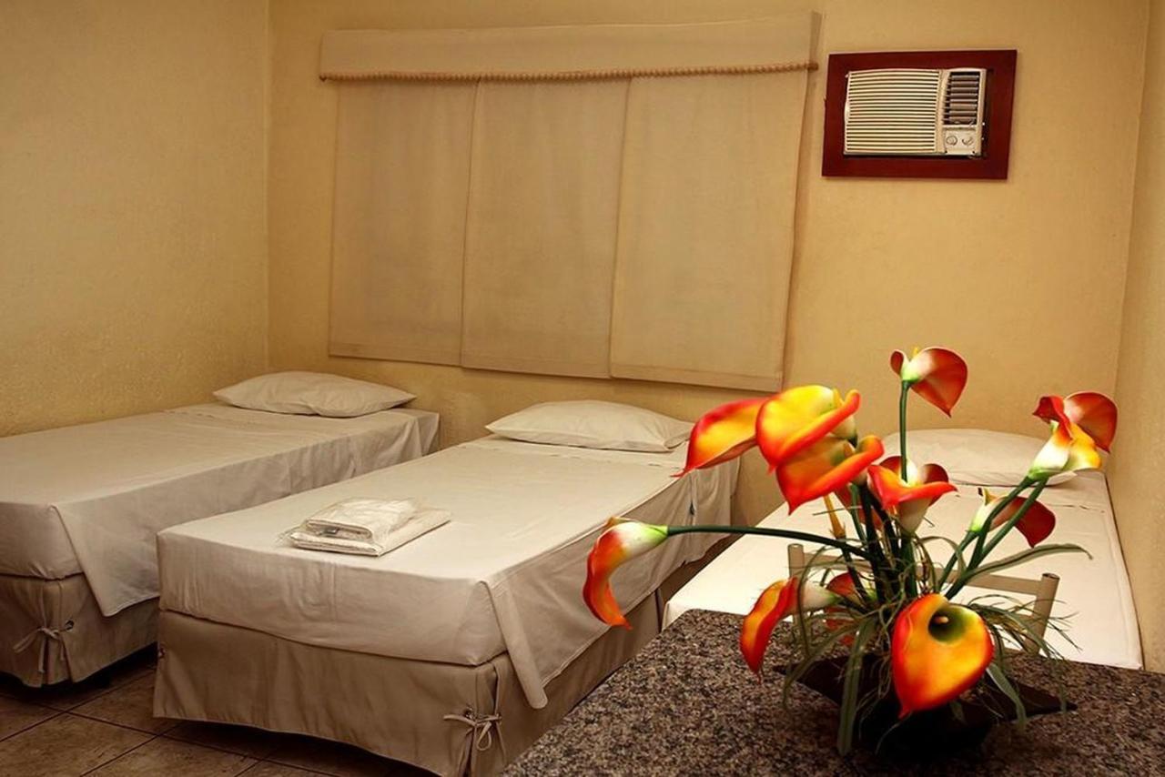 Oyo Center Hotel, 里贝朗普雷托 外观 照片